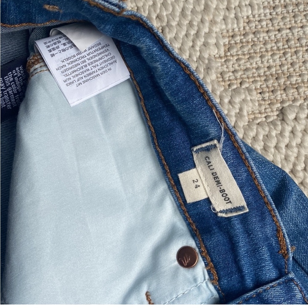 Madewell Women’s Cali Demi Mini Flare Distressed Jeans Size 24 - Picture 9 of 10